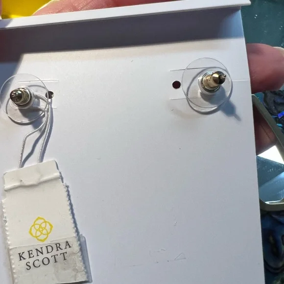 NWT Kendra Scott RARE & Retired Diane Earrings Abalone Yellow Gold STUNNING! - Picture 12 of 14